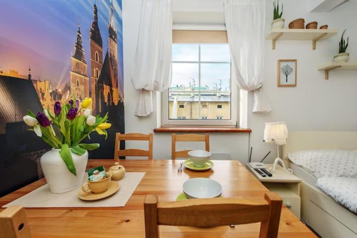 Cosy Studio Apartment Краків Екстер'єр фото